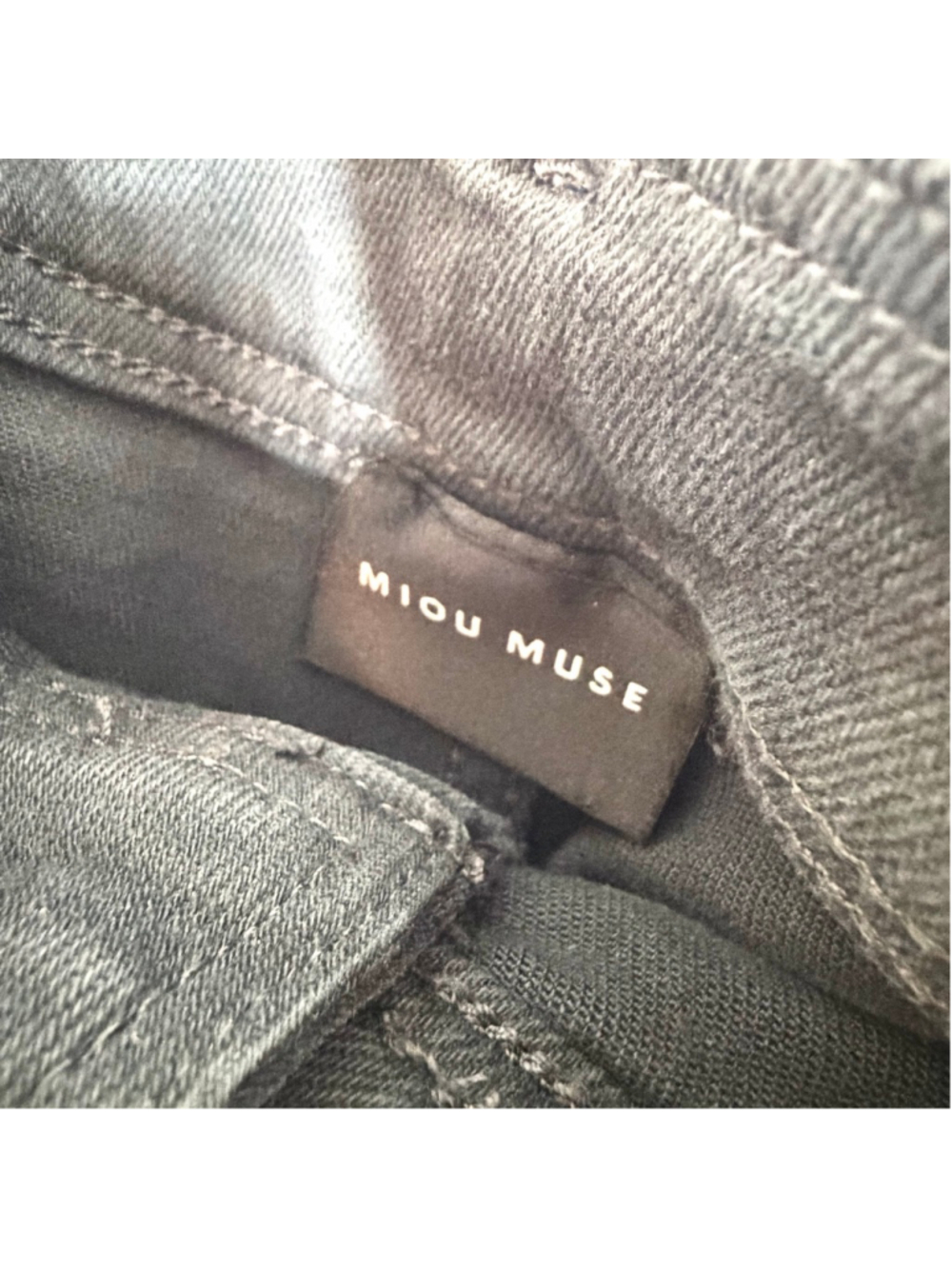 Women's MIOU MUSE Black Wide Leg High Rise Raw Hem Jeans Size Small - Picture 5 of 5